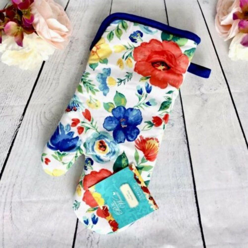 The Pioneer Woman Delaney Oven Mitt